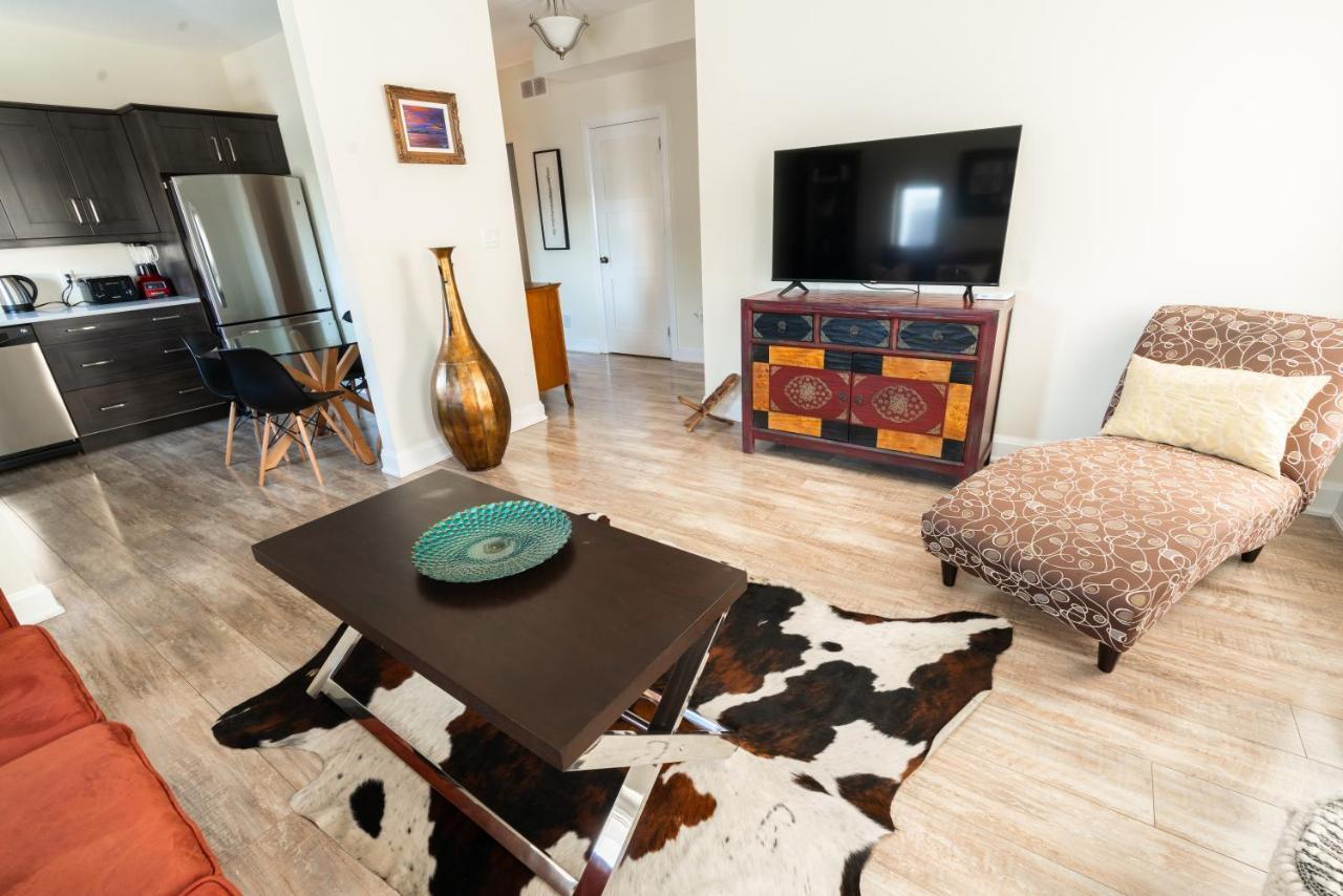 Spacious 3 Bedroom Apartment In Heart Of Niagara Thorold Ngoại thất bức ảnh